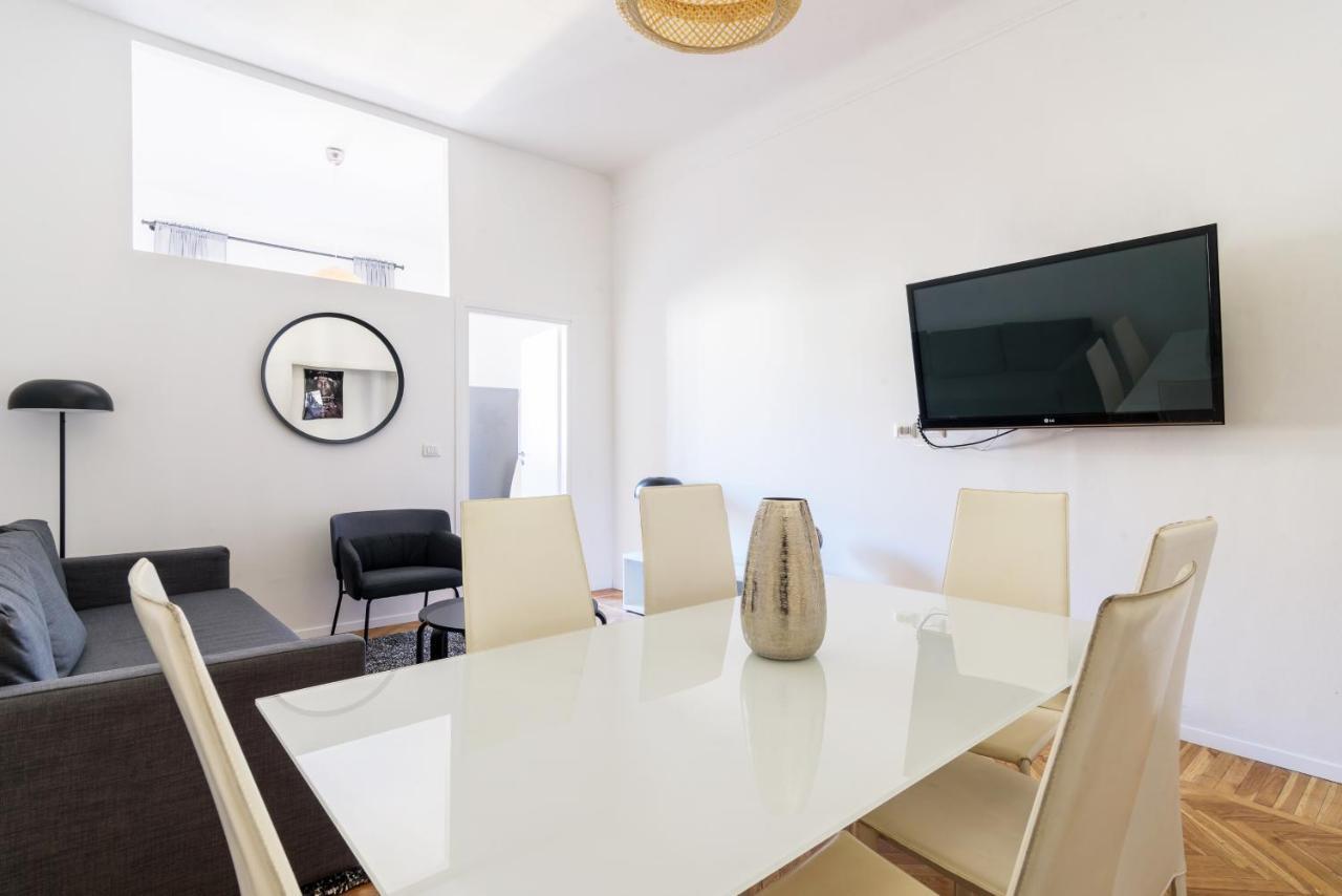 Luxury 4Bdr Close To Duomo Milan Exterior photo