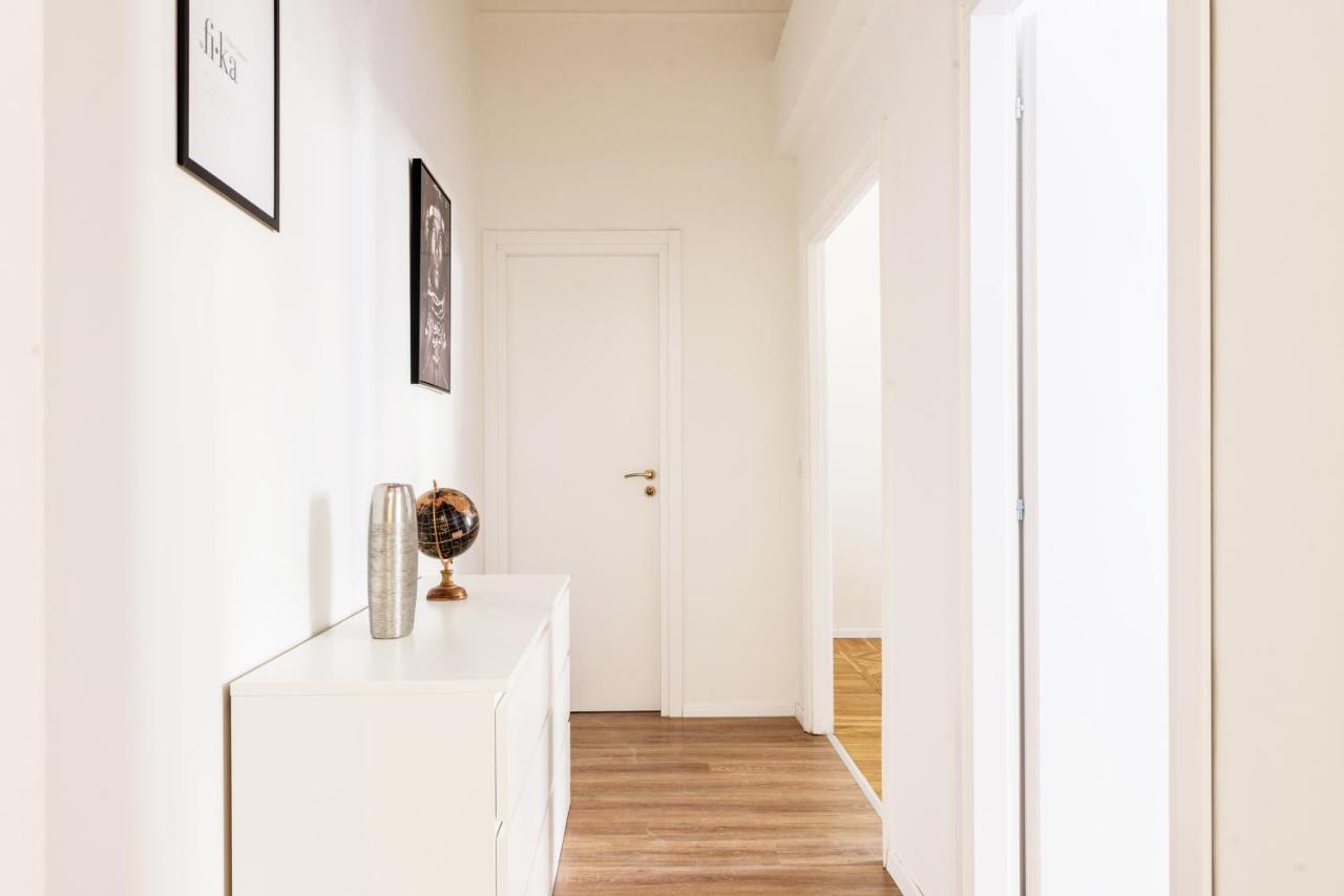 Luxury 4Bdr Close To Duomo Milan Exterior photo